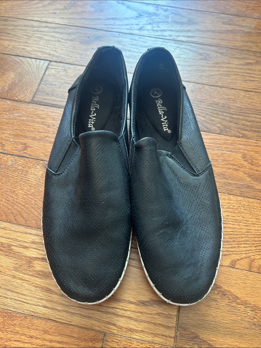 Bella Vita Black Men's Slip-On Perforated Casual Loafers